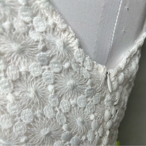 Camila Coehlo Dress Solaris White Crochet Lace Preppy Travel Resort Midi M - Picture 5 of 10